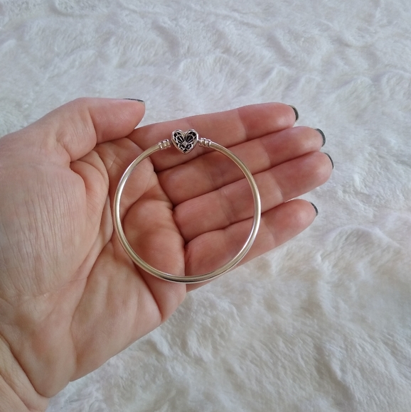 Pandora Moments Heart & Butterfly Bangle - Picture 1 of 4